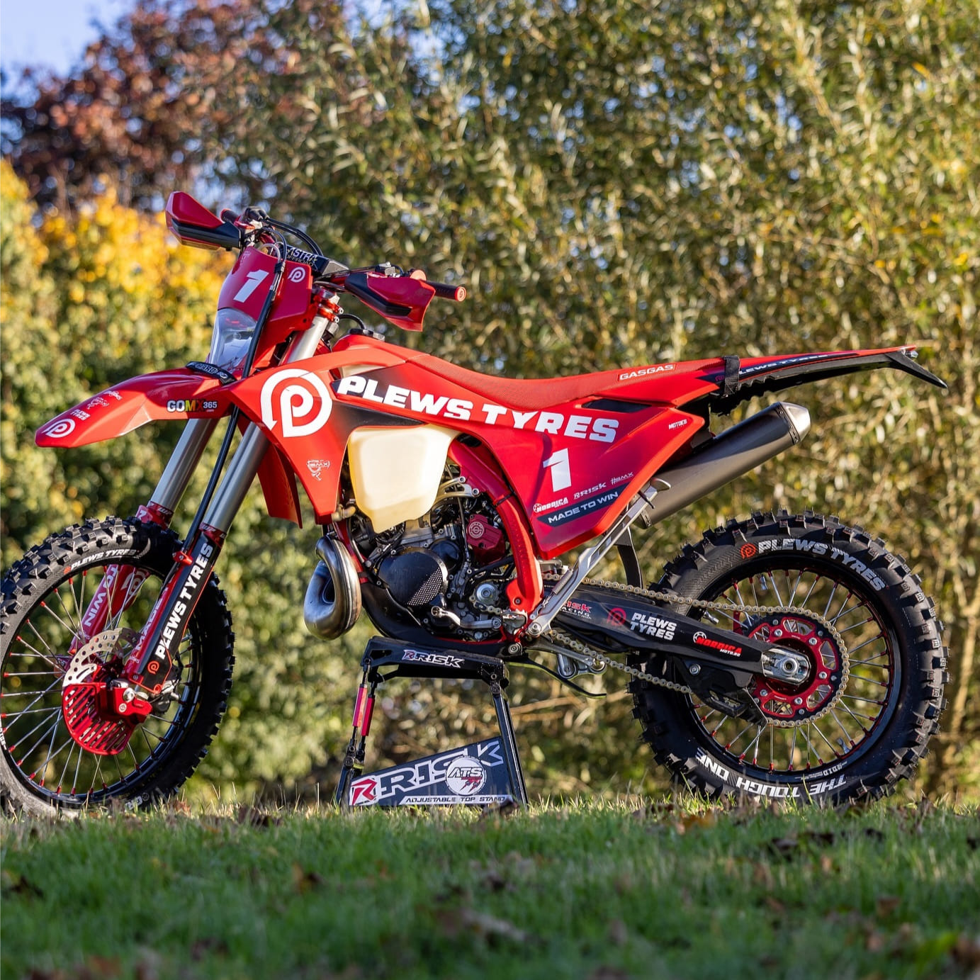 Plews Tyres - EN1 GRAND PRIX - EXTREME - THE TOUGH ONE - Gummy Enduro Rear Tire