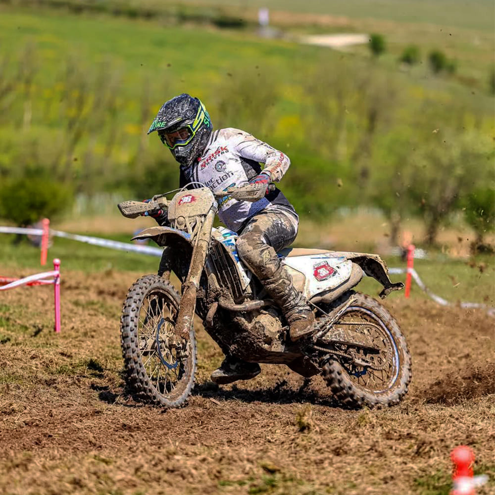 Plews Tyres - GRAND PRIX Intermediate / Soft - DEEP LUG - ENDURO Rear Tire